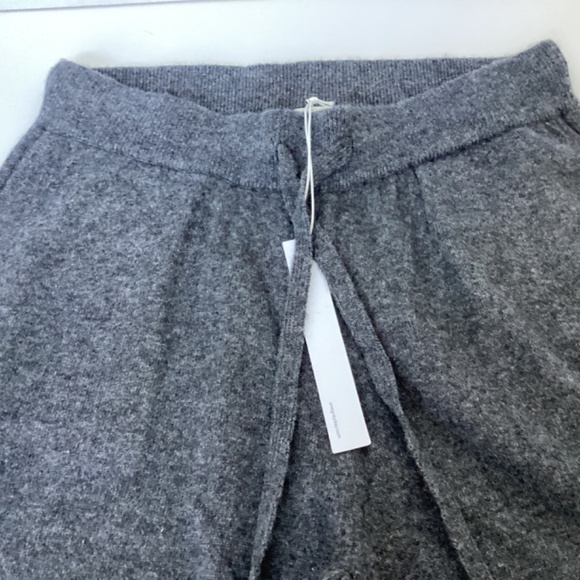 One gray day, cashmere joggers size small NWT - Picture 5 of 8
